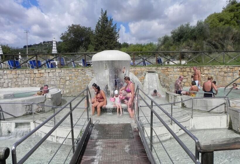 בית מלון כפרי Poggio Bertino