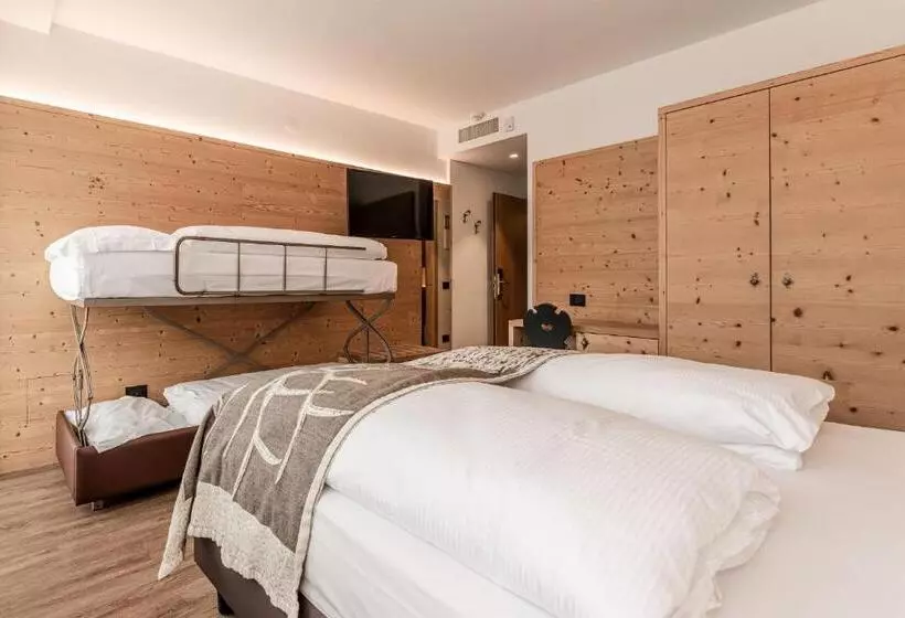 فندق Ravelli Sporting