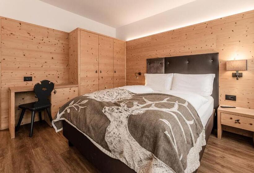 فندق Ravelli Sporting