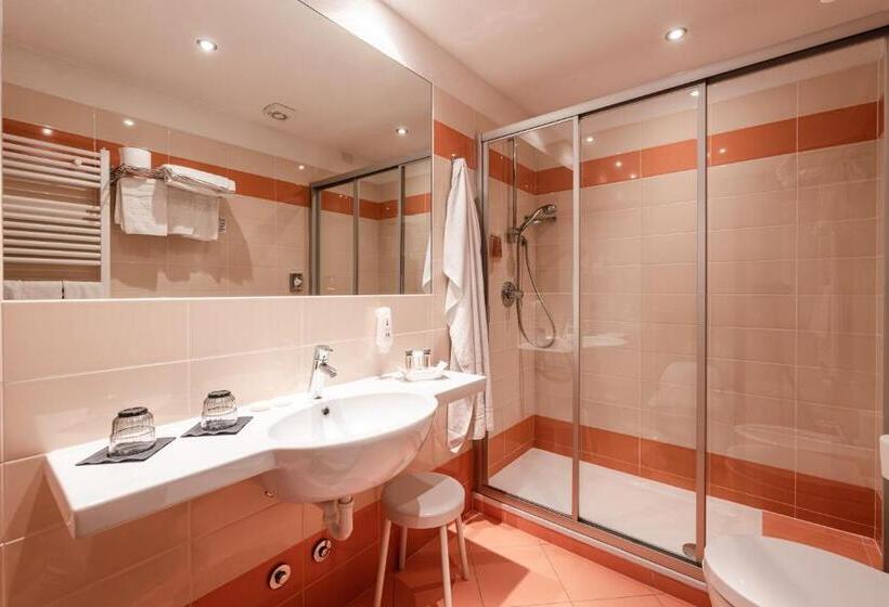 فندق Ravelli Sporting