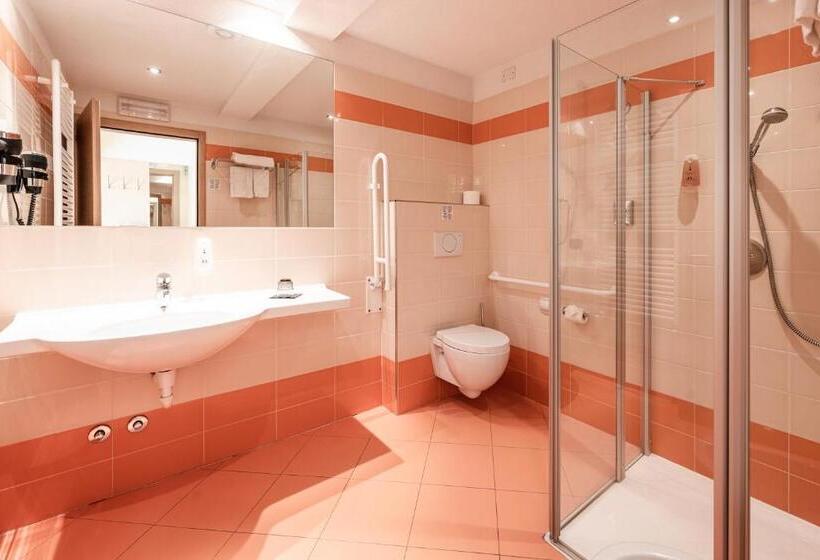 فندق Ravelli Sporting