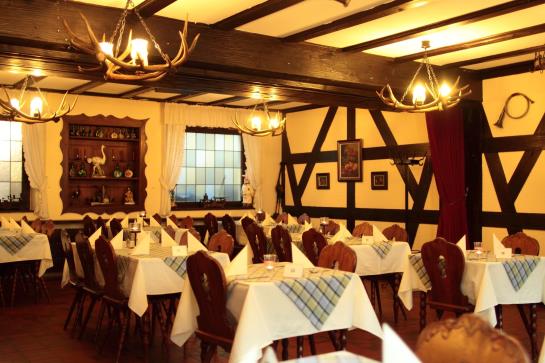 膳宿费 Strauss Gasthof