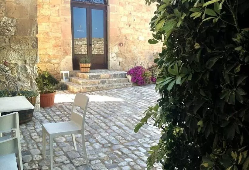 هتل Torre Dantona