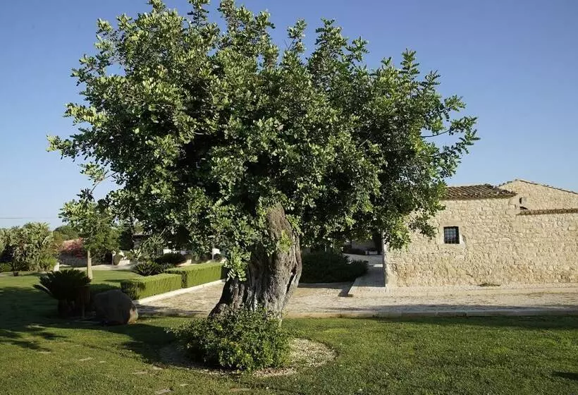 هتل Torre Dantona