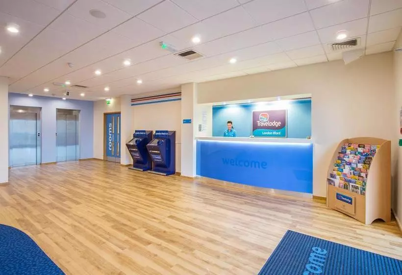 Отель Travelodge London Ilford