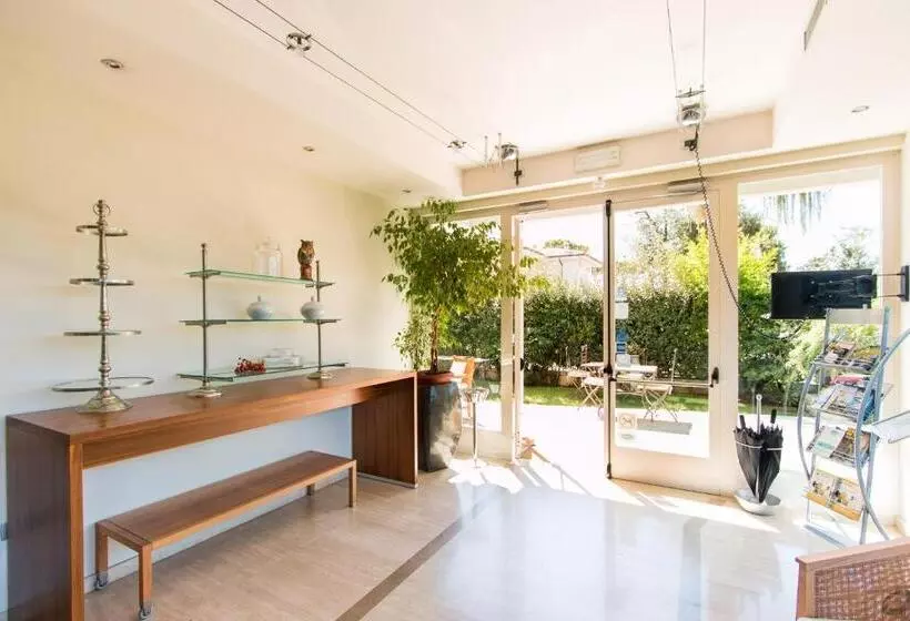 Отель Verdeluna Apart