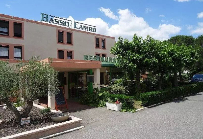 Metrhotel Basso Cambo