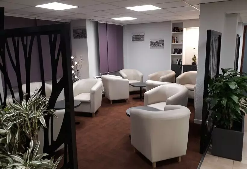 Metrhotel Basso Cambo