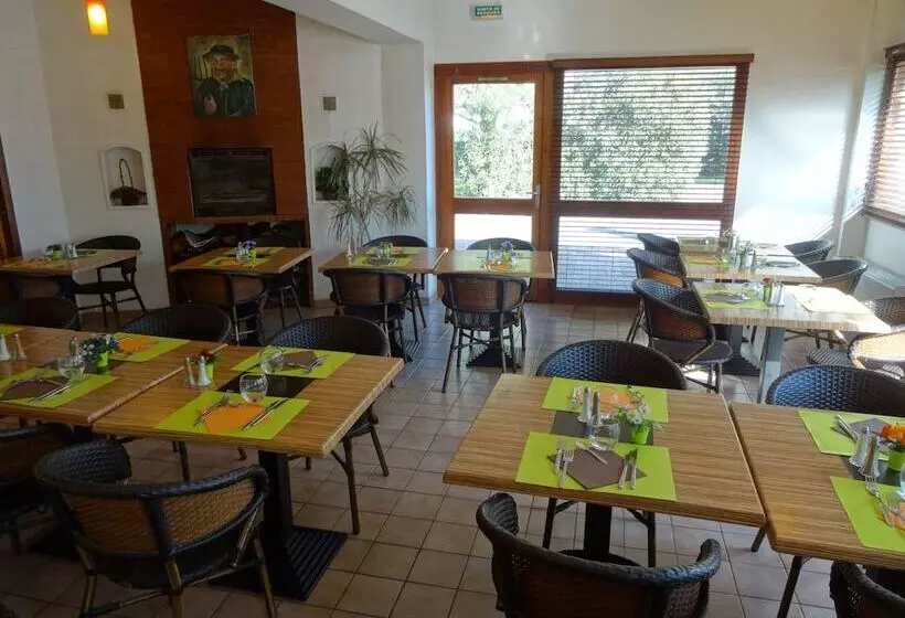 Metrhotel Basso Cambo