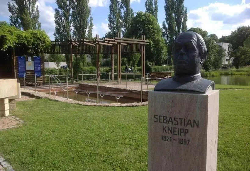 Bed and Breakfast Pension Altstadt Garni