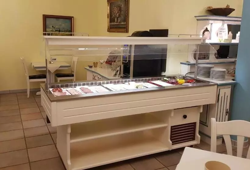 Cross Country Hotel Hirsch