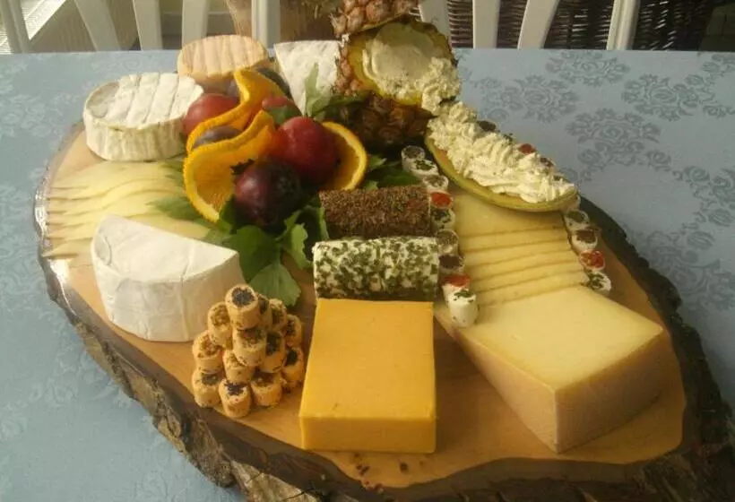 Cross Country Hotel Hirsch