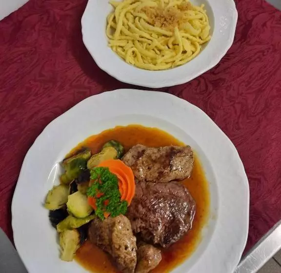 Cross Country Hotel Hirsch