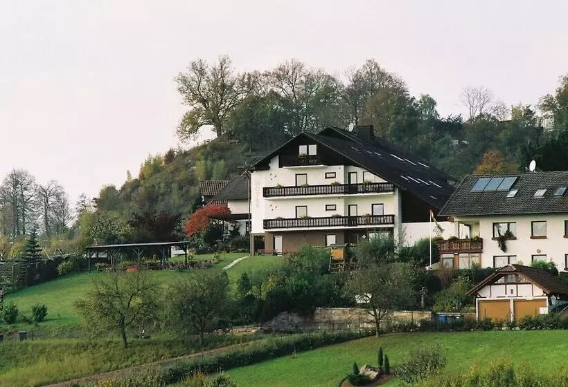 Garni Hotel & Ferienwohnungen Seeschlößchen