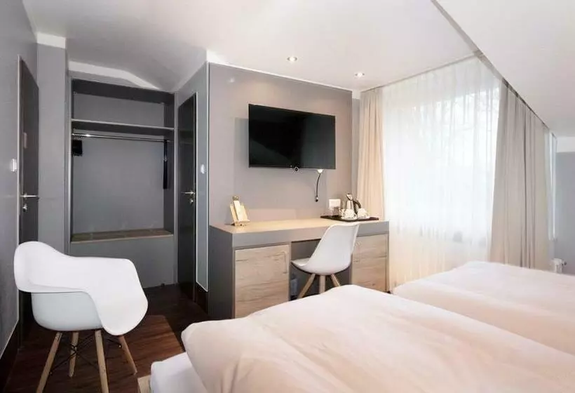 فندق Am Berghang