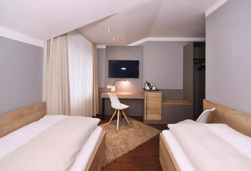 فندق Am Berghang