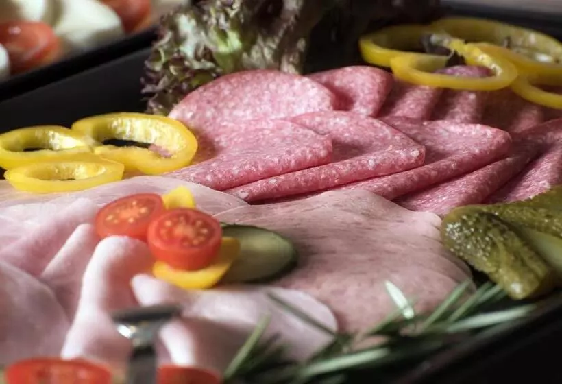 فندق Am Berghang