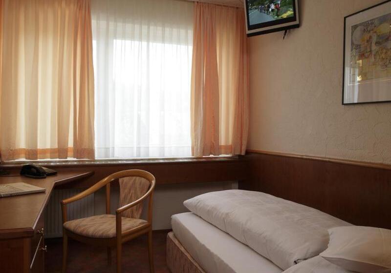 Badhotel Restaurant Stauferland