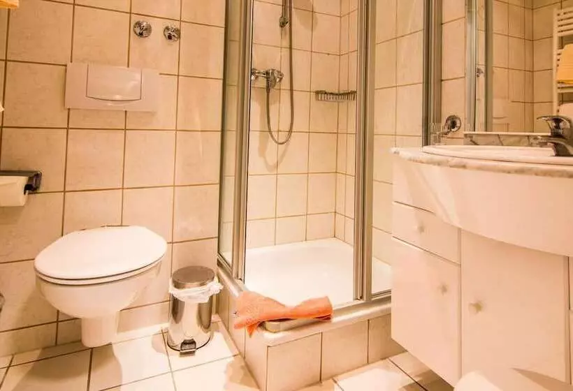 Garni Hotel & Ferienwohnungen Seeschlößchen