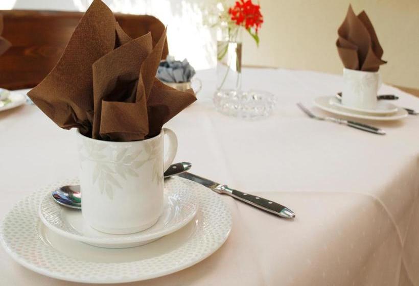 ホテル Garni Zum Gockl