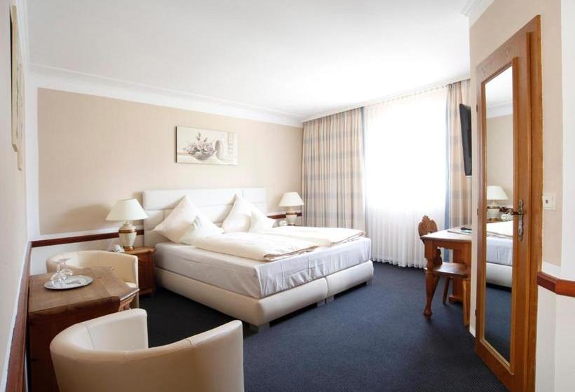 ホテル Garni Zum Gockl