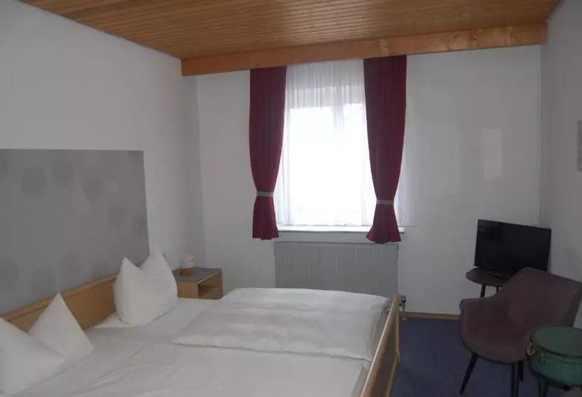 ホテル Gasthof Metzgerei Neumeyer