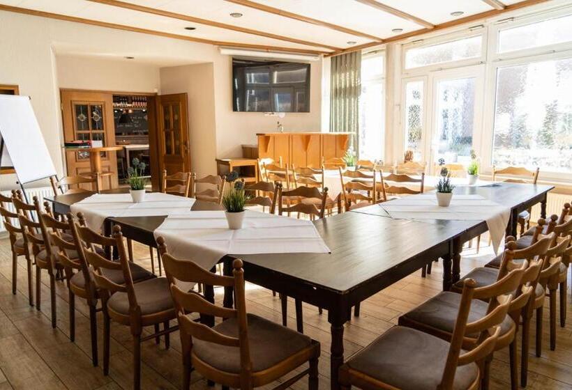 Отель Restaurant Kolpinghaus