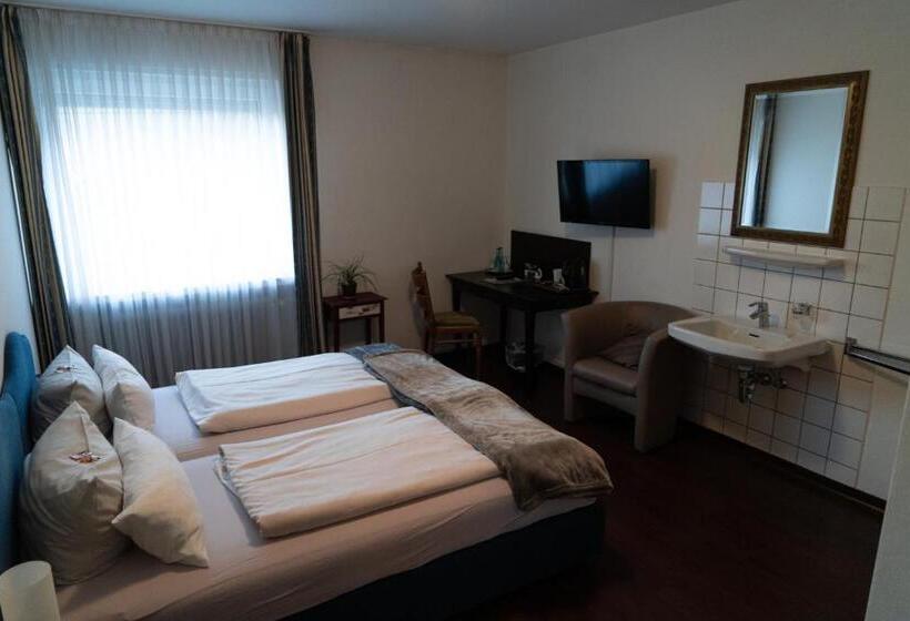 Отель Restaurant Kolpinghaus