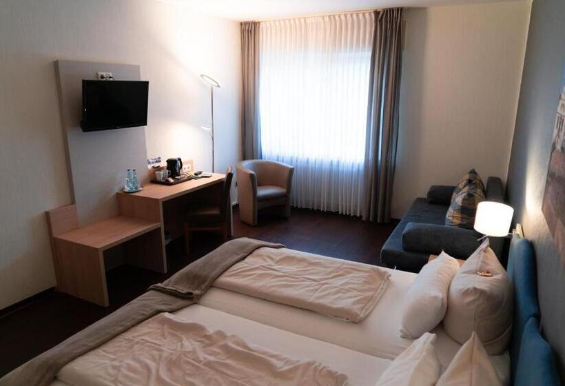 Отель Restaurant Kolpinghaus