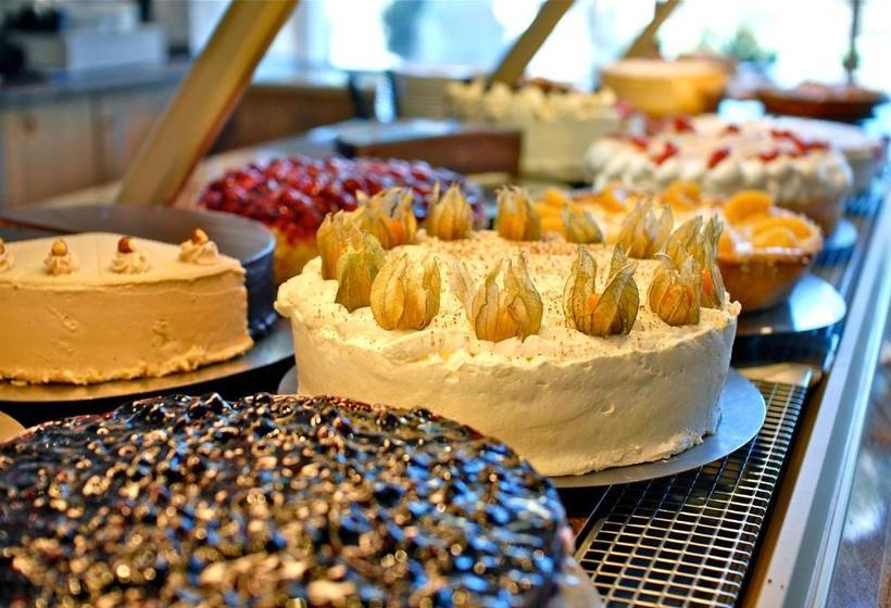 Отель Neuer Am See