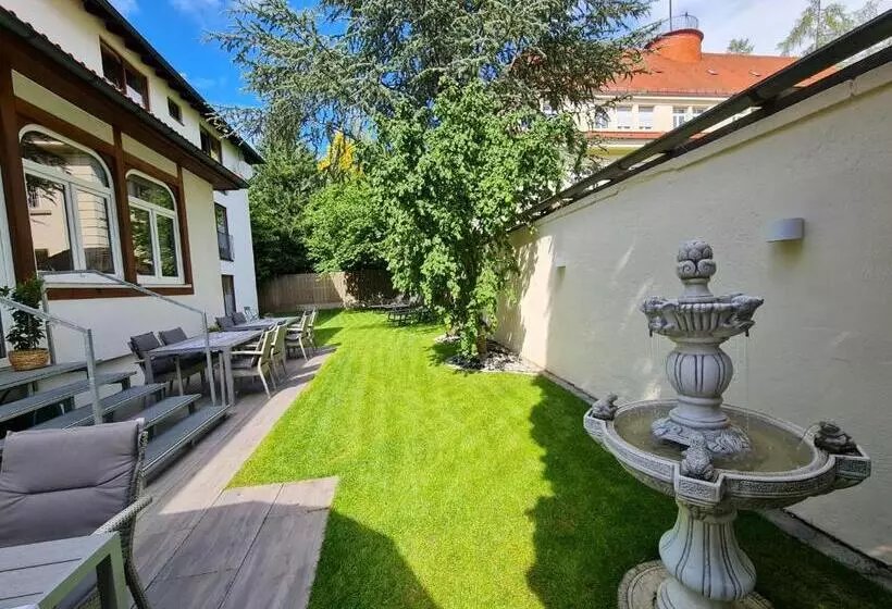 Отель Oberwirt Wangen