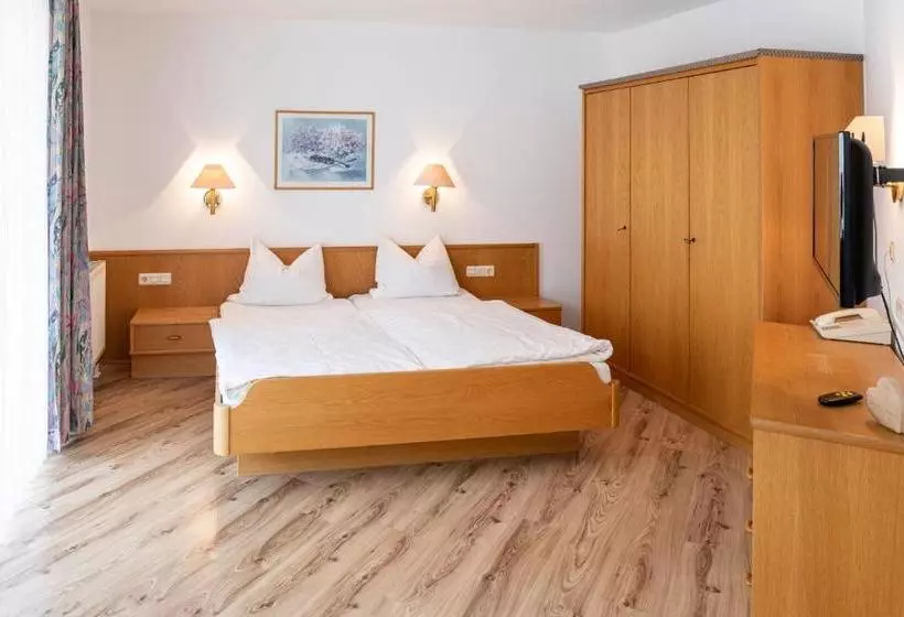 ホテル Gasthof Metzgerei Neumeyer