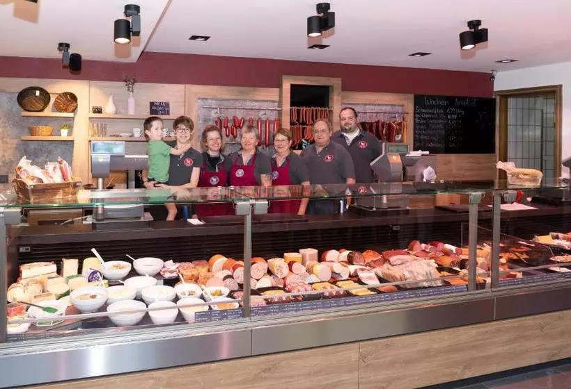 ホテル Gasthof Metzgerei Neumeyer