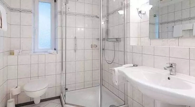 هتل Pension Vitalis