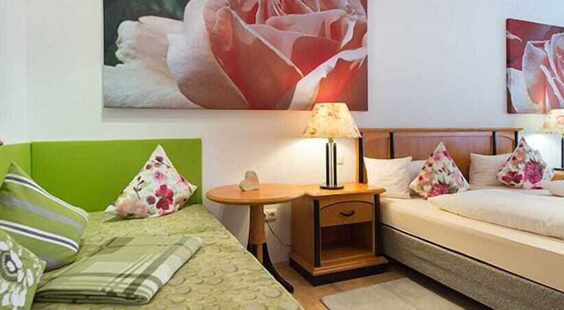 ホテル Pension Vitalis