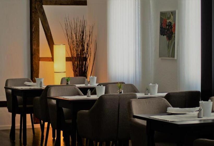 ホテル Restaurant Zum Schwanen