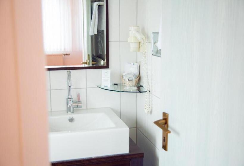 ホテル Restaurant Zum Schwanen