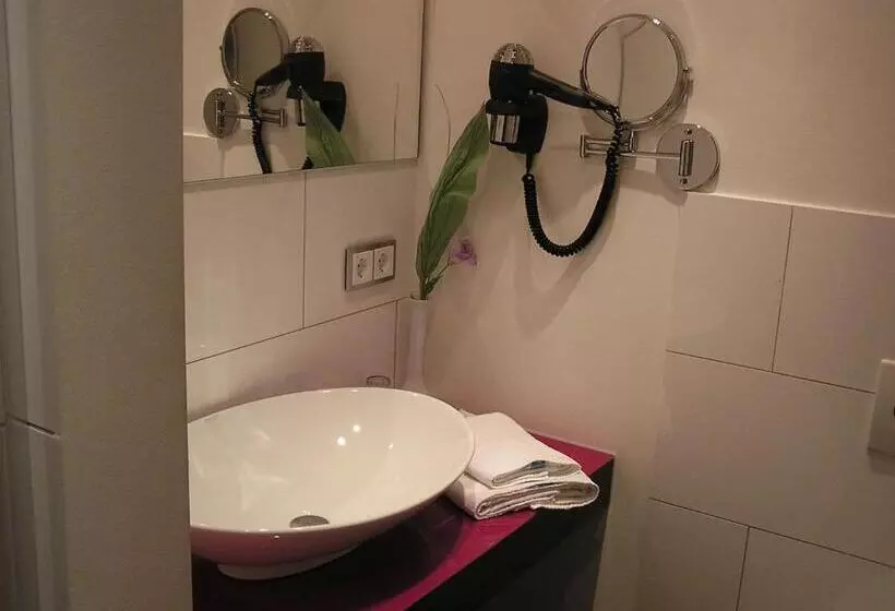 Отель Zur Promenade