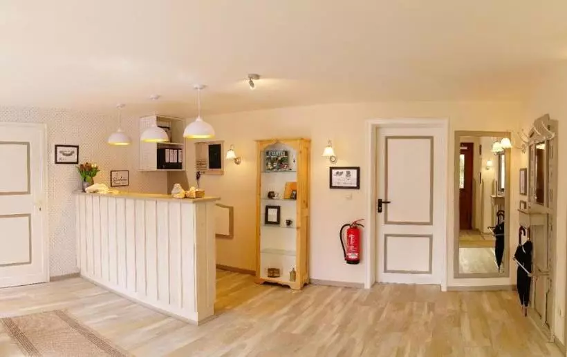 膳宿费 Gästehaus Brinks