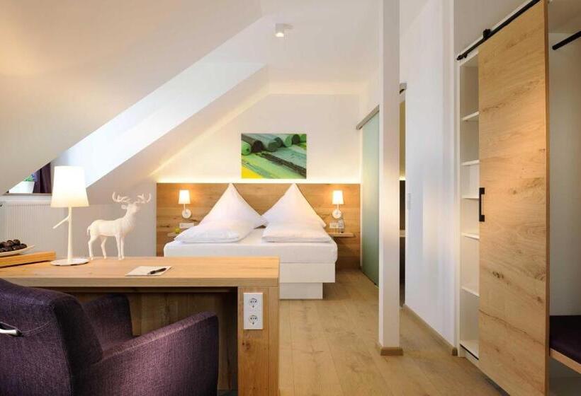 Пансион Hirsch   Das Ellwanger Land