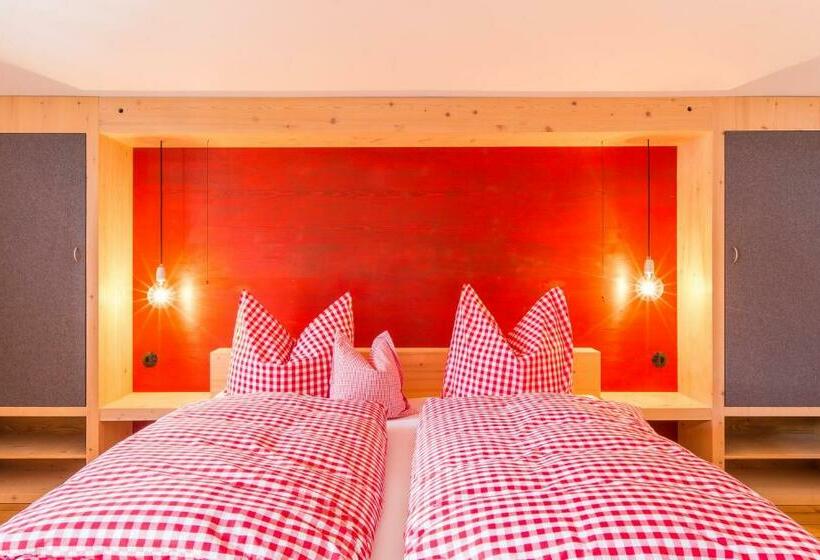 住宿加早餐  Bartl Pension