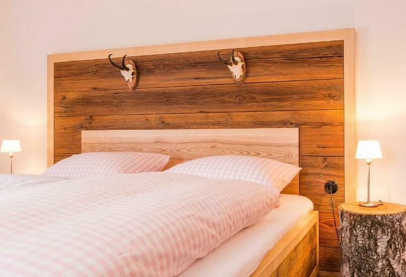 住宿加早餐  Bartl Pension