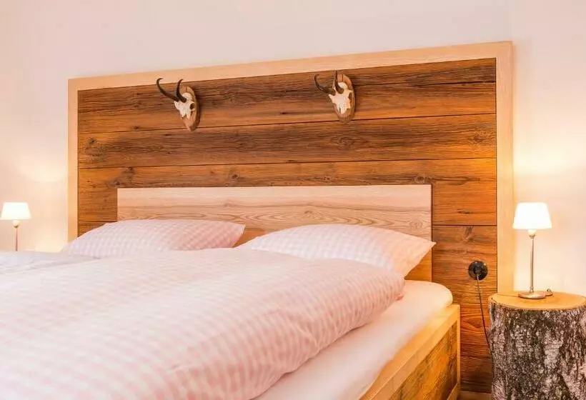 Aamiaismajoitus (B&B) Bartl Pension