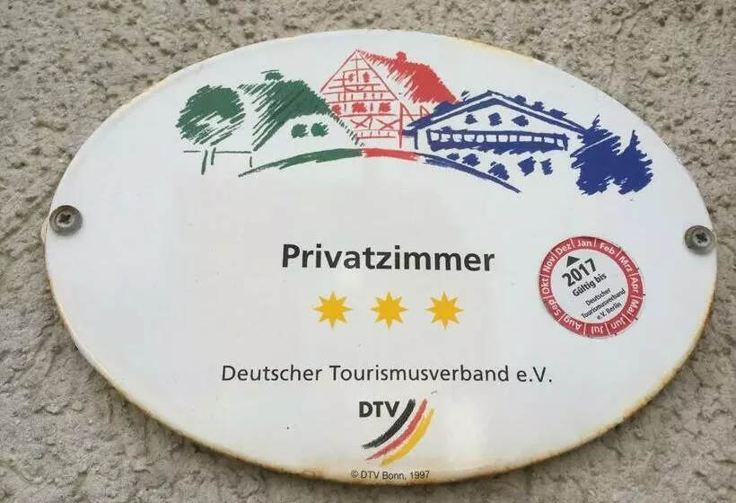 צימר Haus Roswita