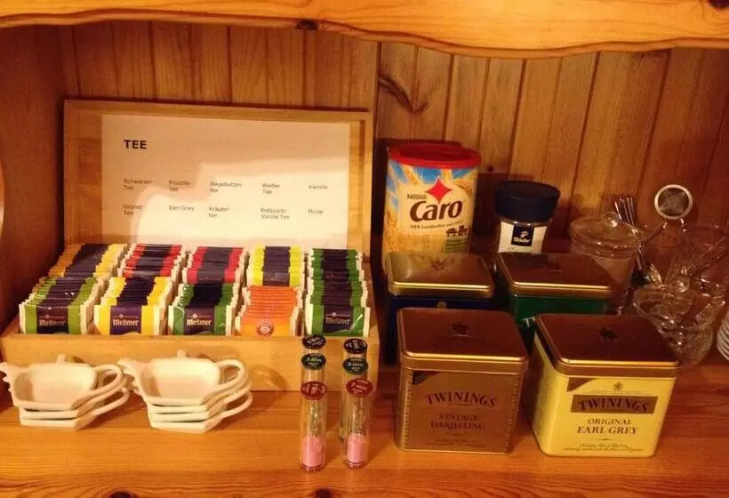 تختخواب و صبحانه Pension Villa Gisela