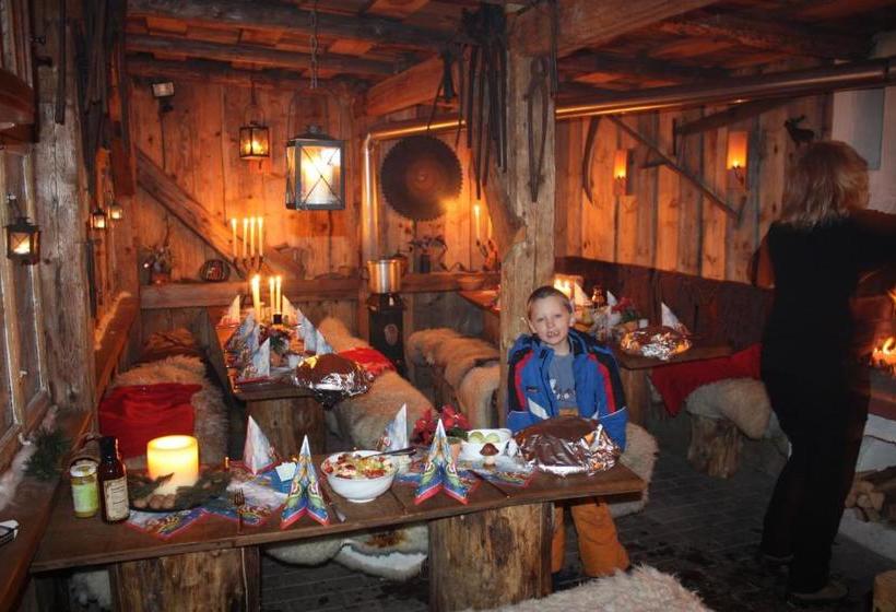 住宿加早餐  Wellness Hotel Pension & Gaststätte Riedel