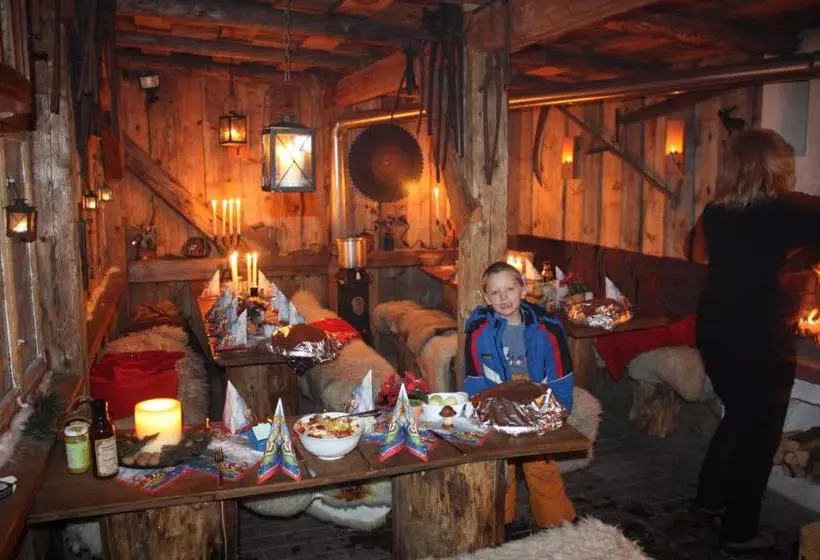 تختخواب و صبحانه Wellness Hotel Pension & Gaststätte Riedel