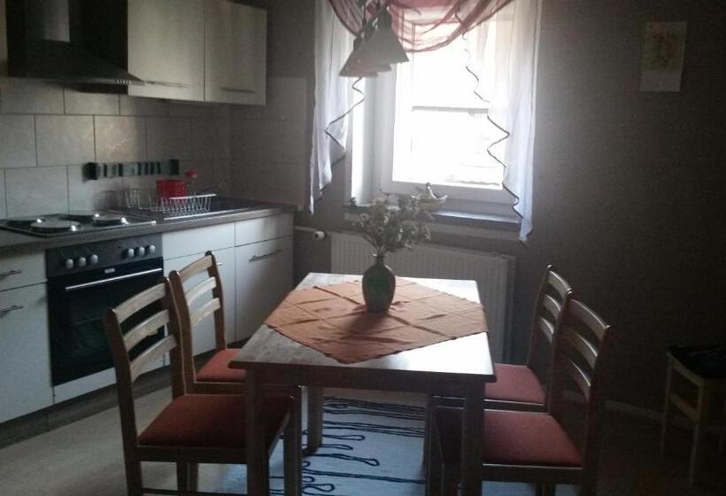 住宿加早餐  Wellness Hotel Pension & Gaststätte Riedel