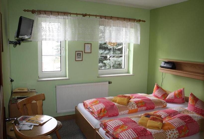 住宿加早餐  Wellness Hotel Pension & Gaststätte Riedel