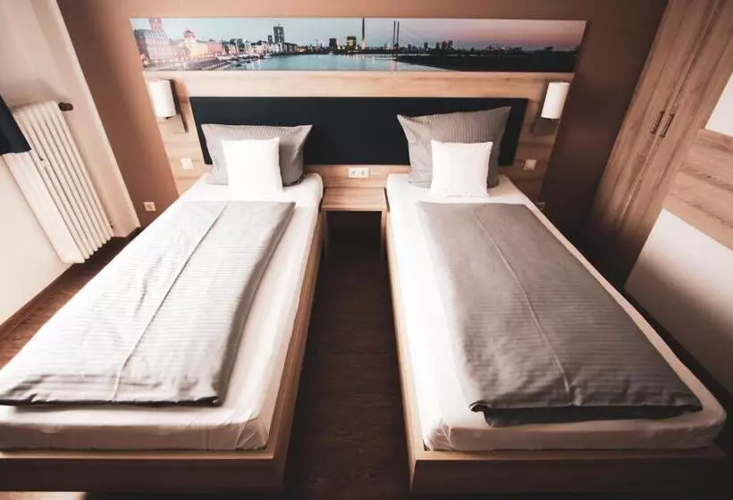 هتل Am Vogelsanger Weg